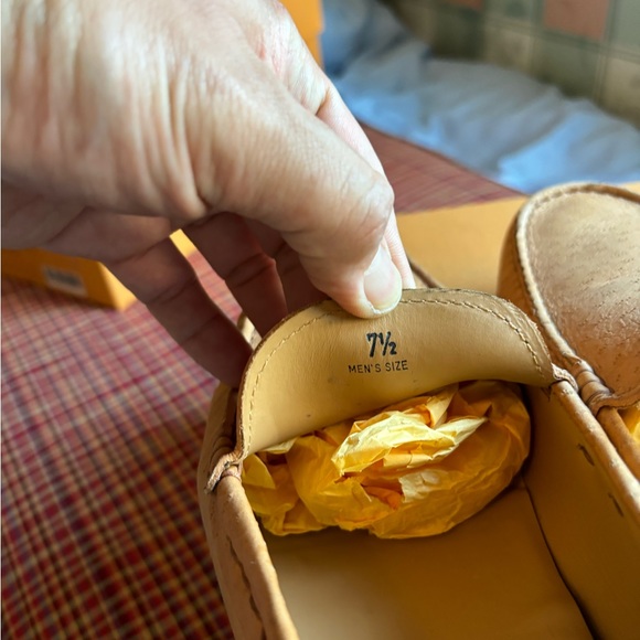 Tod’s Ostrich Leather Moccasin shoes size 7.5eu (fits 8-8.5us) - Picture 5 of 9